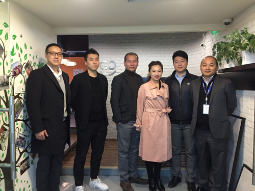 合影1.jpg