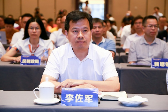 國務院發展研究中心資源與環境政策研究所副所長-2.jpg