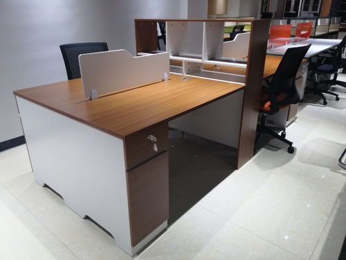 廣西廠家直銷辦公家具 職員桌、屏風(fēng)辦公位，上海辦公用品設(shè)備低價直供